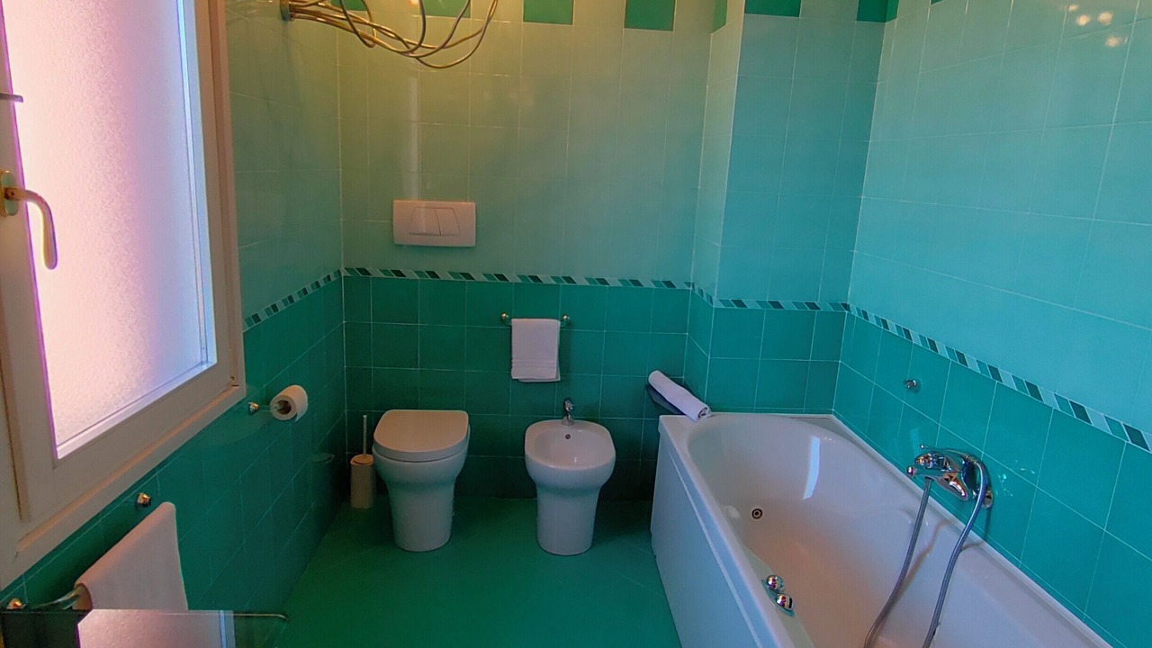 Photo of Bathroom in Oriolo dei Fichi