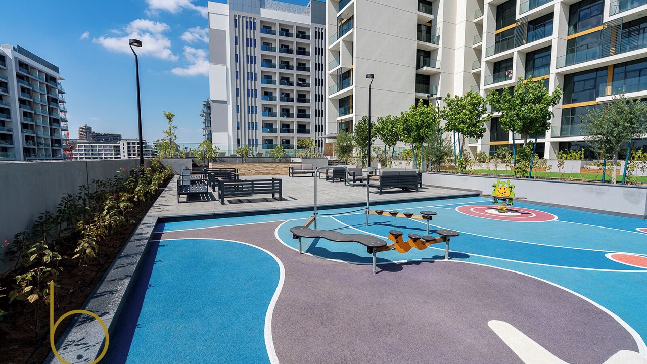 Photo of Outdoor in Al Barsha 2