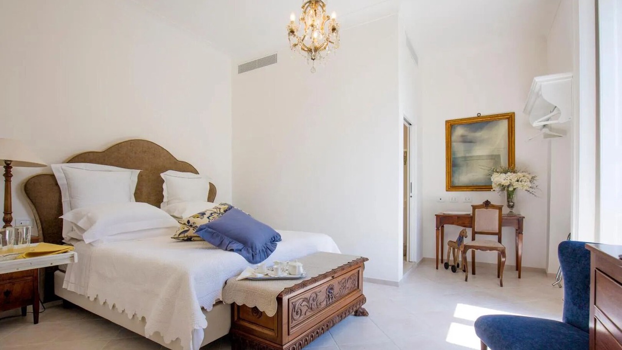 Photo of Bedroom in Meta