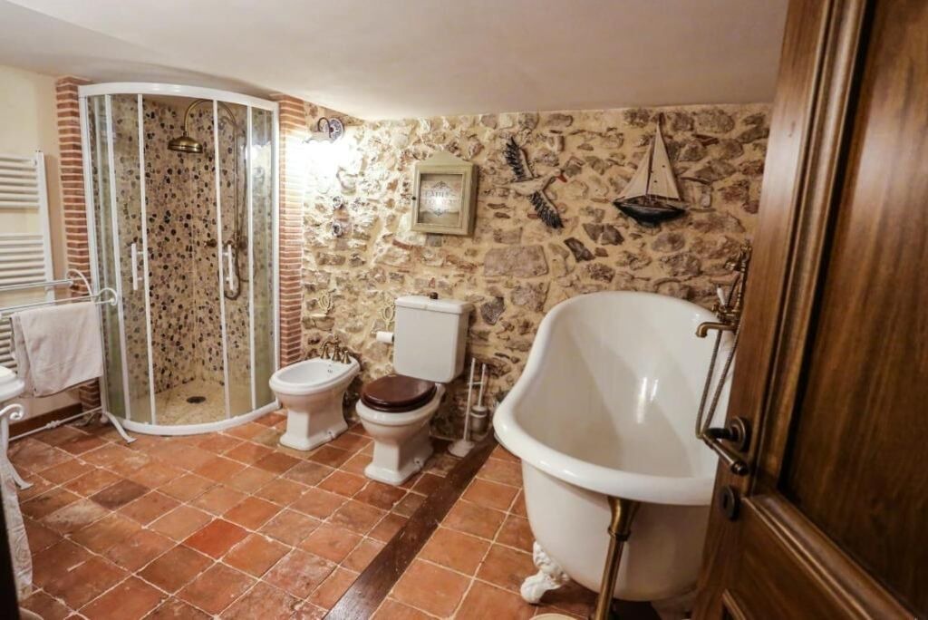 Photo of Bathroom in Boville Ernica