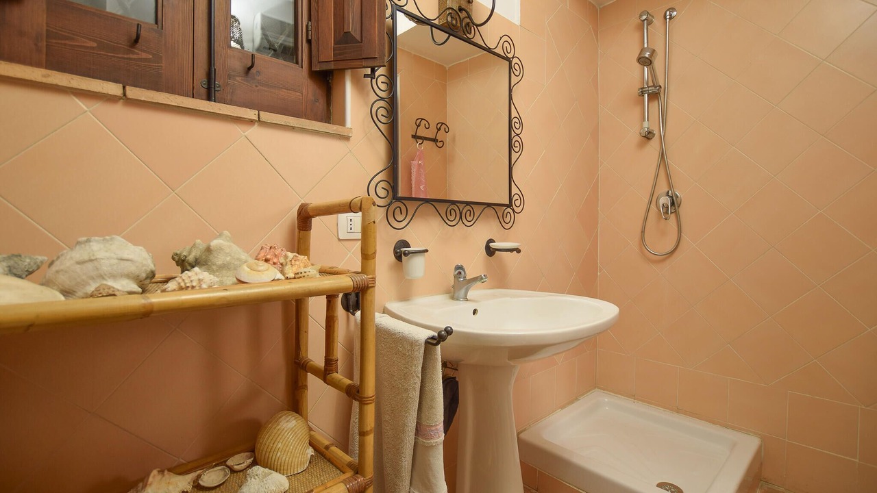 Photo of Bathroom in Calalunga-Pietragrande