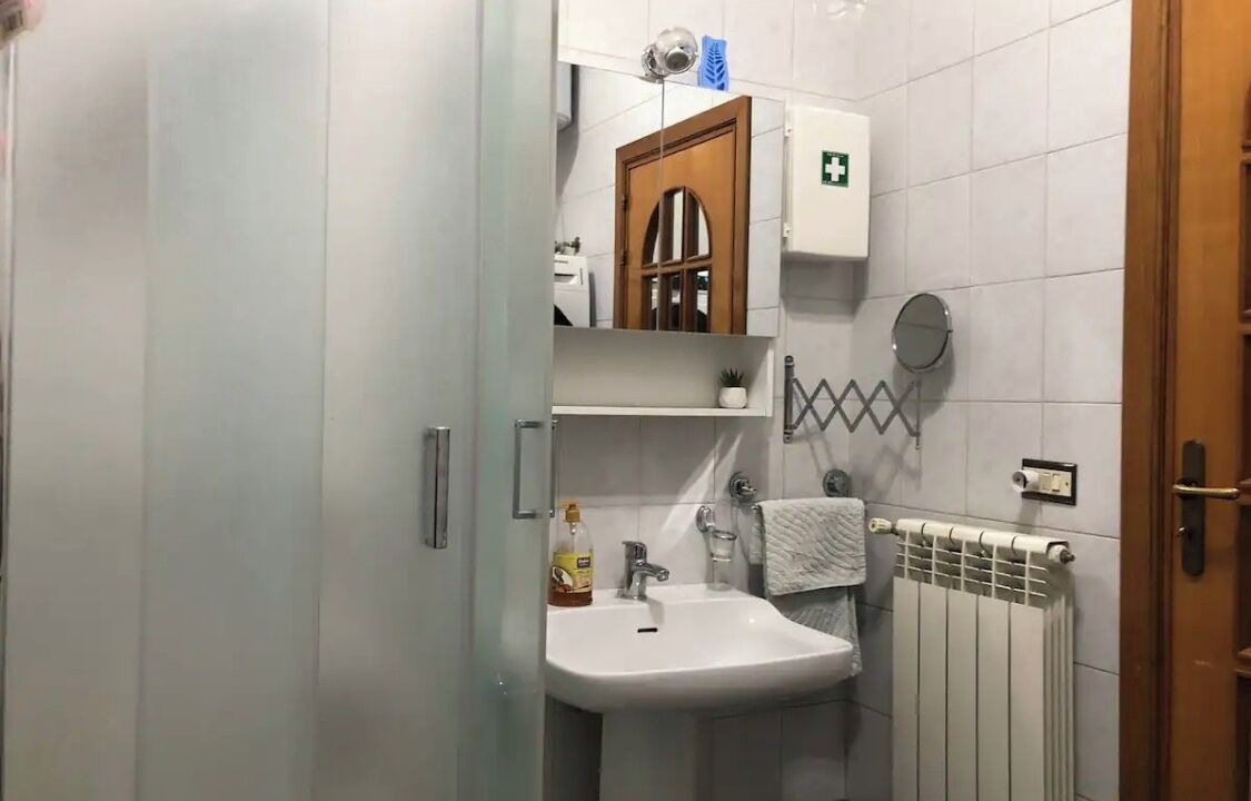 Photo of Bathroom in Volla
