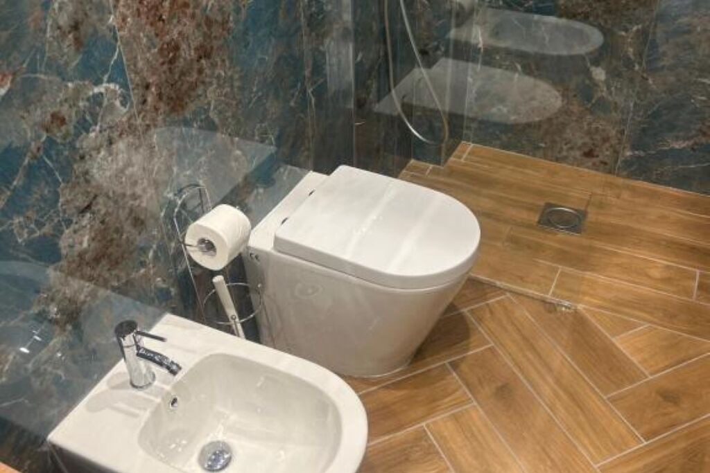 Photo of Bathroom in Naples