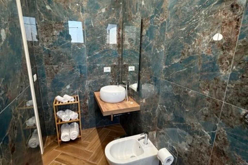 Photo of Bathroom in Naples