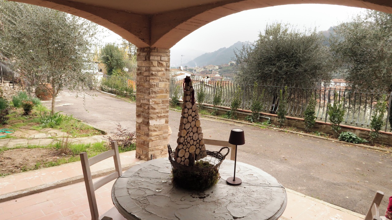 Photo of Outdoor in Twist
