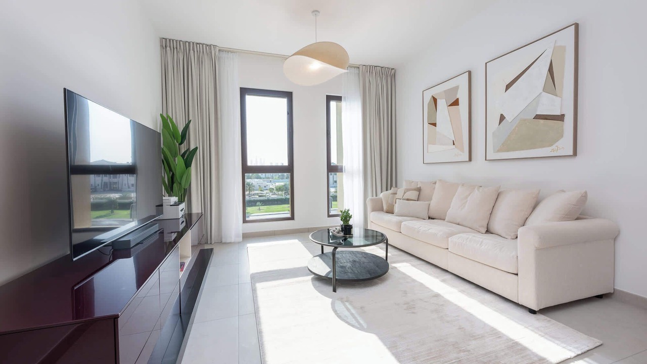 Photo of Livingroom in Umm Suqeim 3