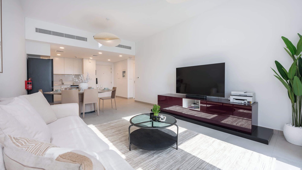 Photo of Livingroom in Umm Suqeim 3