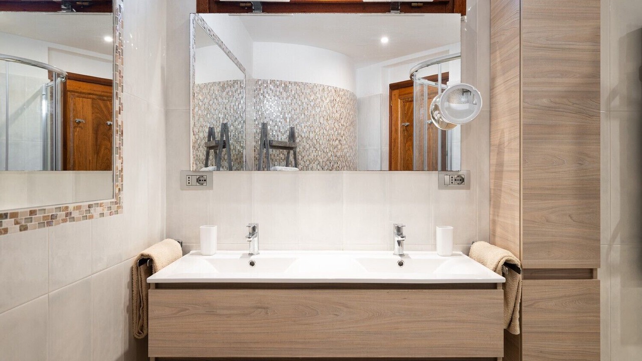 Photo of Bathroom in Porto Istana
