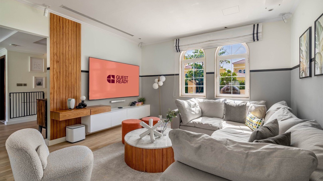 Photo of Livingroom in Jumeirah Park