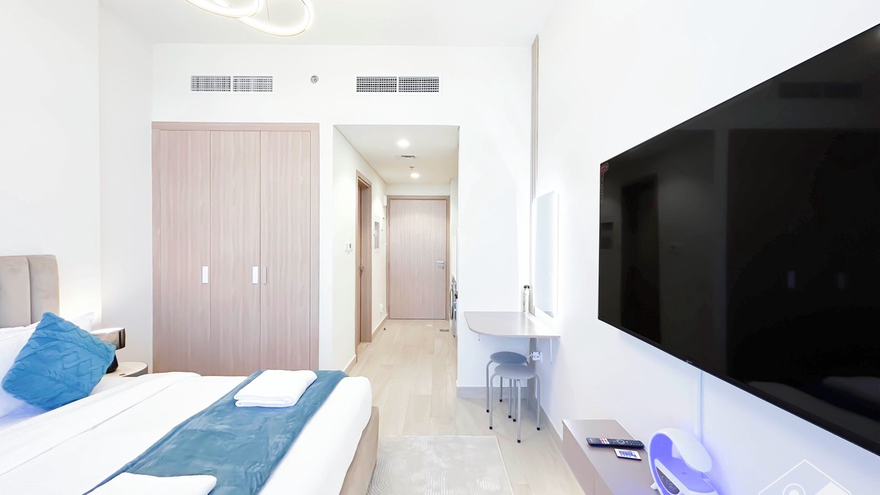 Photo of Bedroom in Nad Al Sheba