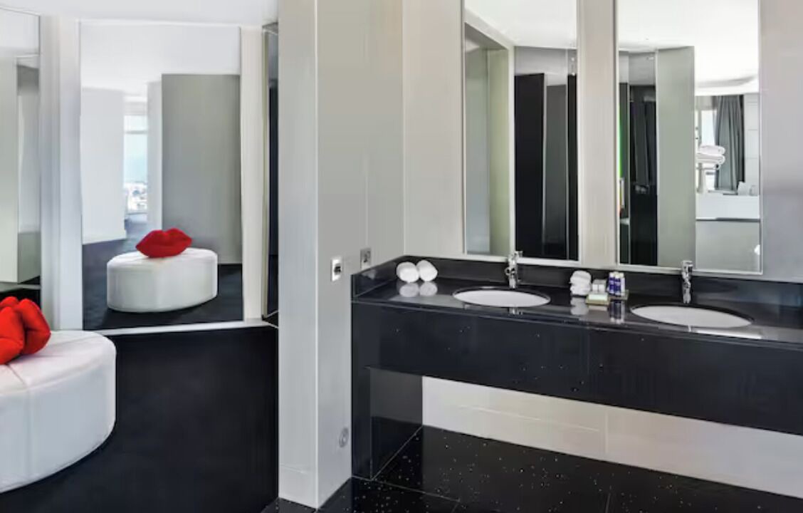 Photo of Bathroom in Sheikh Zayed Road