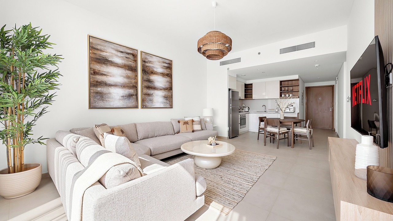 Photo of Livingroom in Trade Center