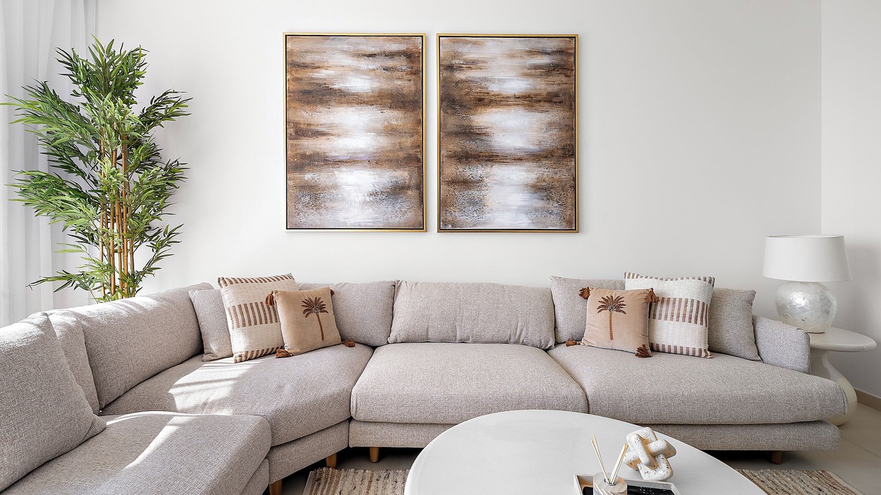 Photo of Livingroom in Trade Center