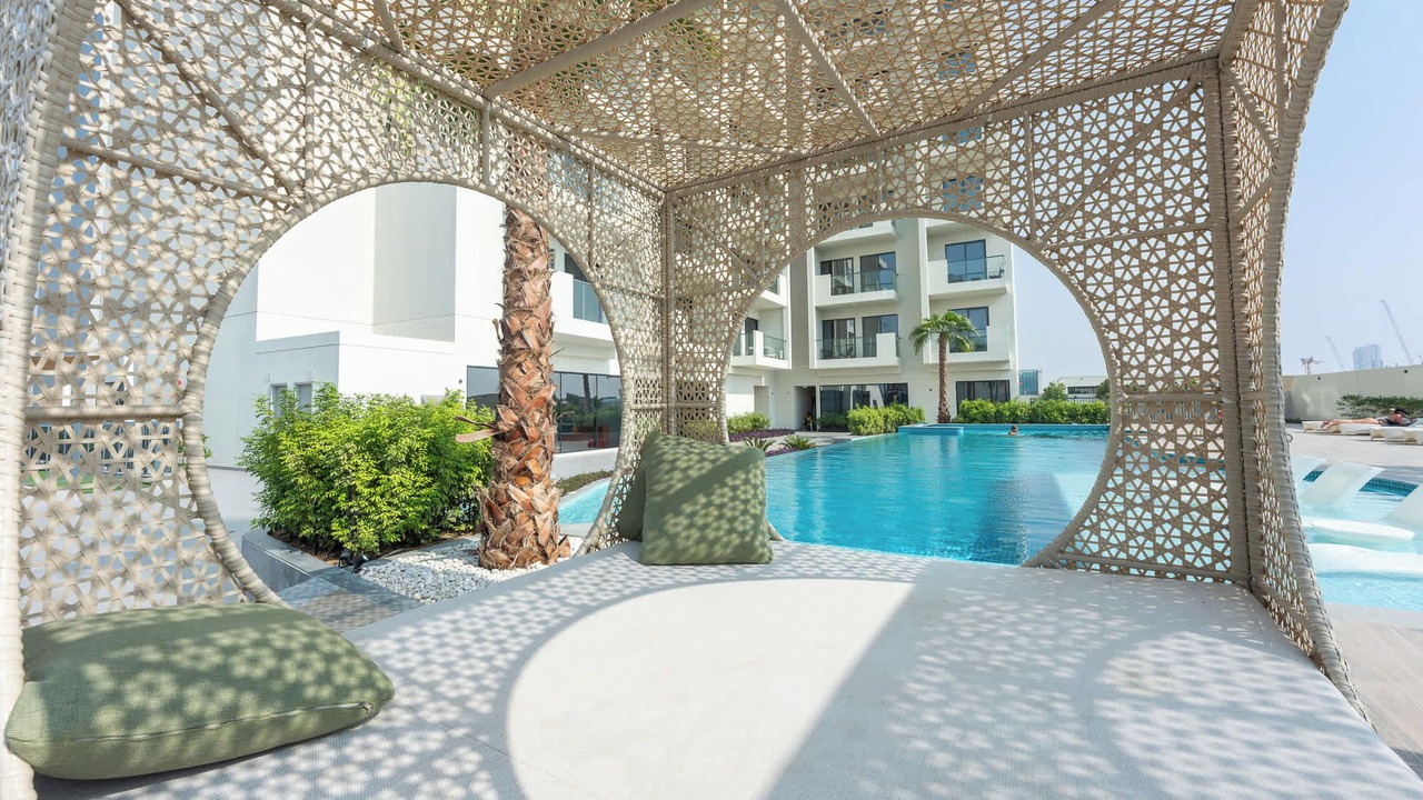 Photo of Outdoor in Jumeirah Village Triangle