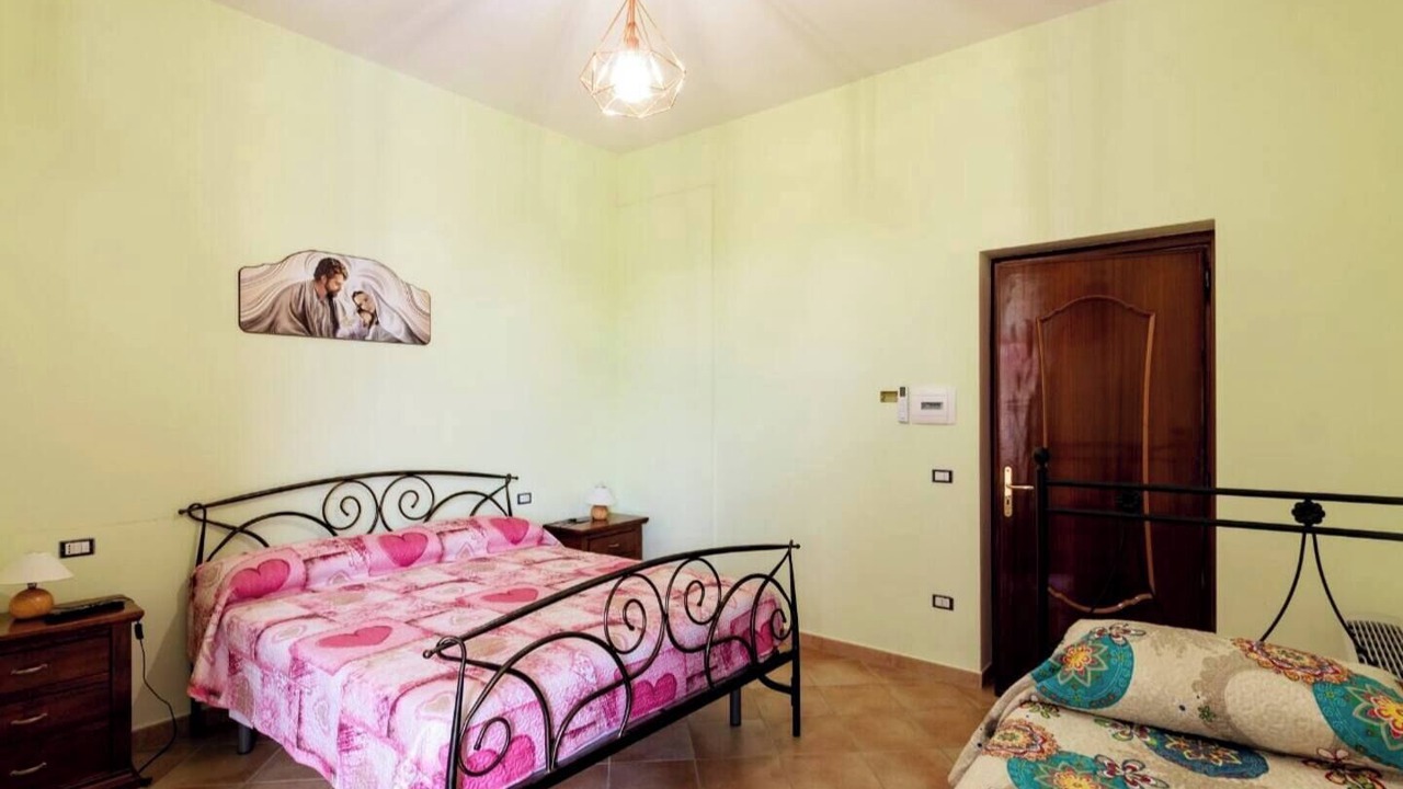 Photo of Bedroom in Pianomarotta