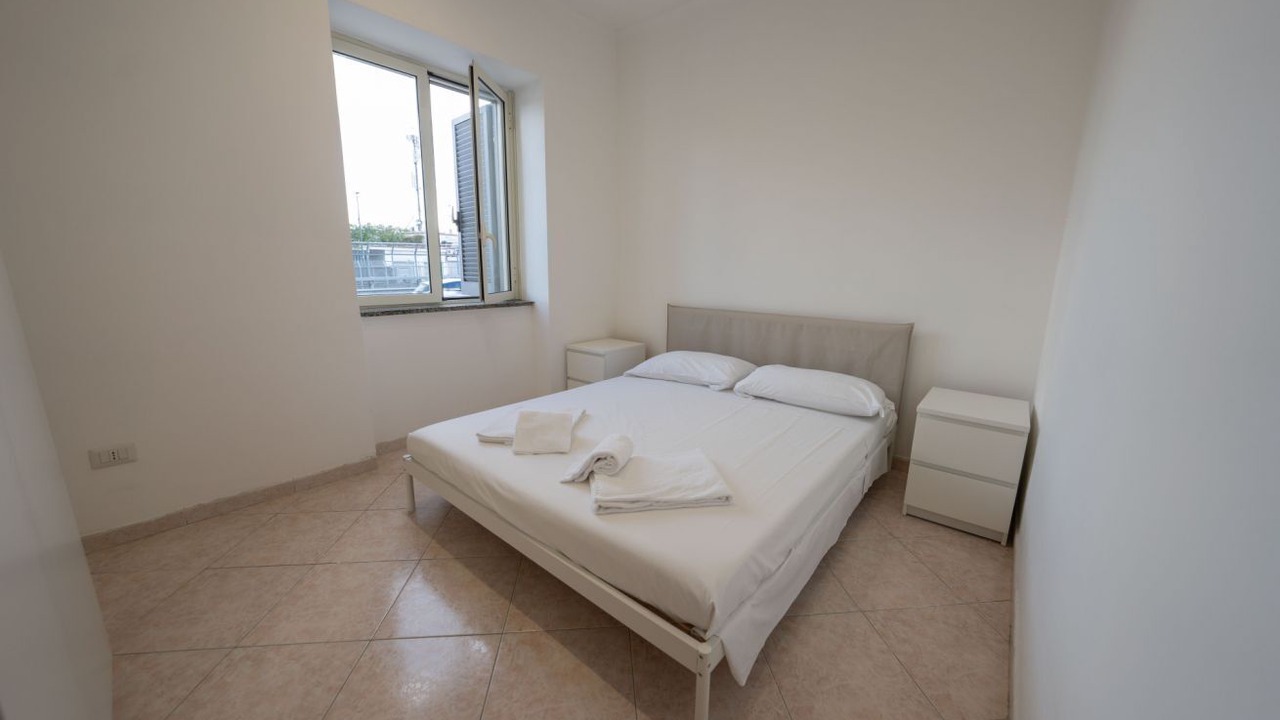 Photo of Bedroom in Naples