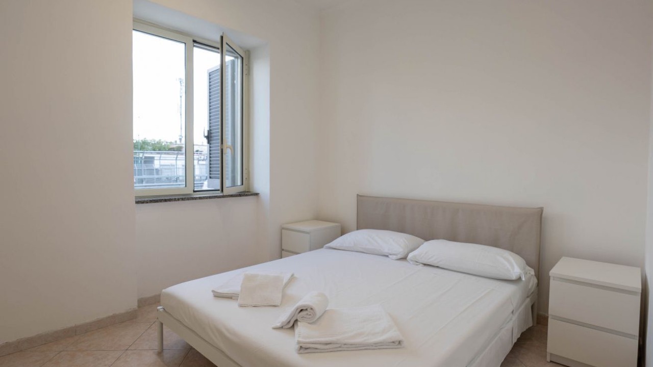 Photo of Bedroom in Naples