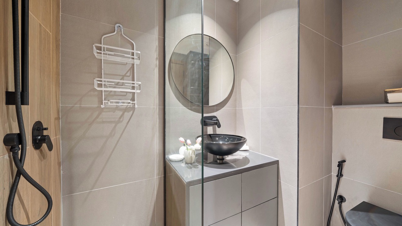 Photo of Bathroom in Al Quoz
