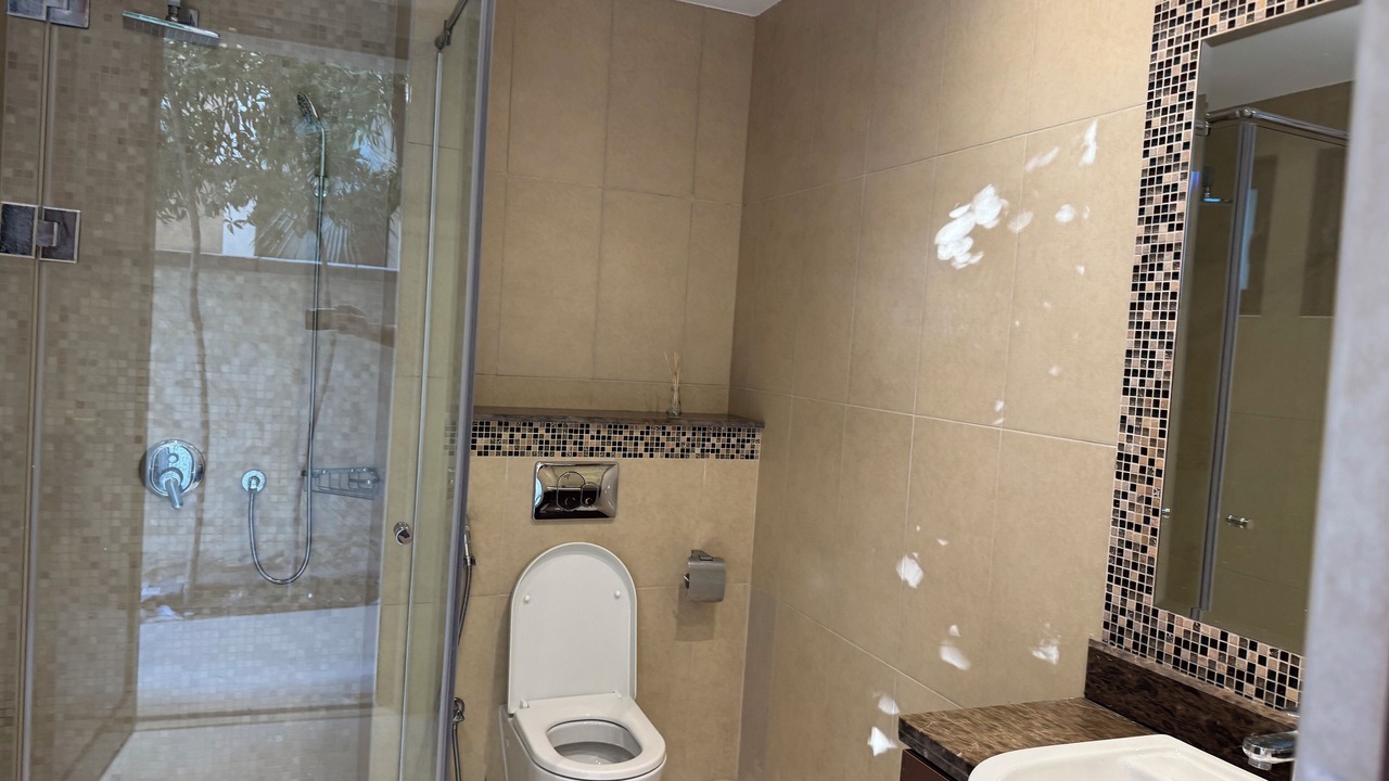 Photo of Bathroom in Palm Jumeirah