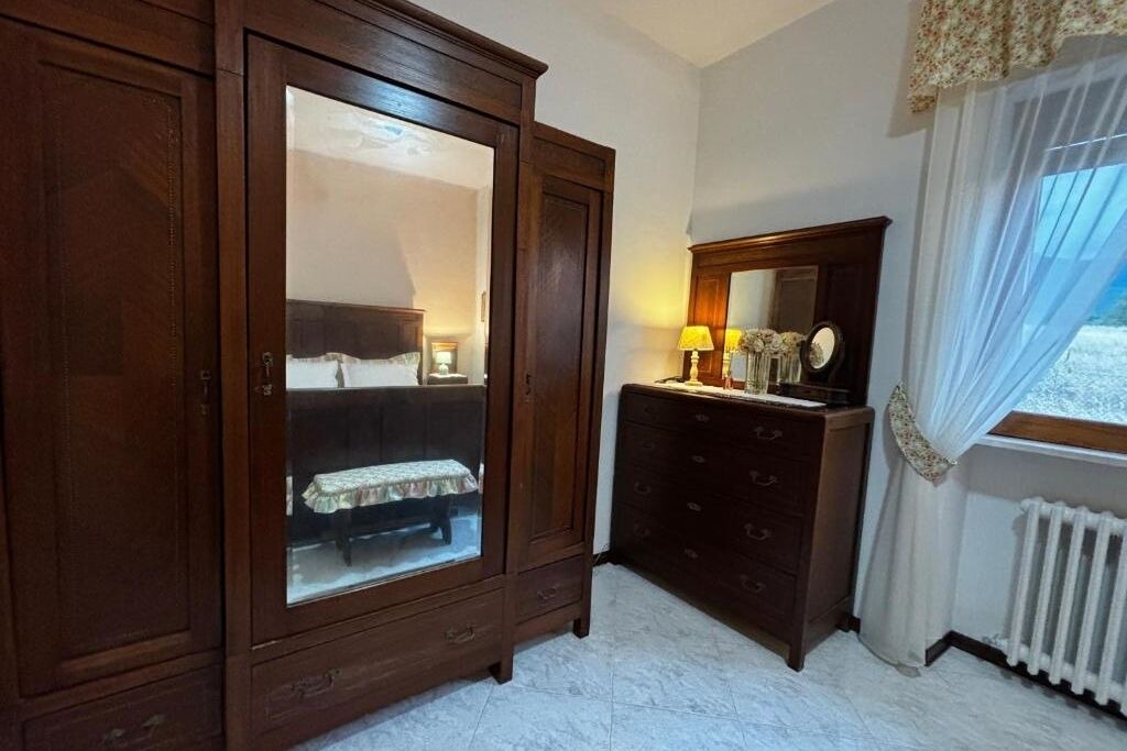Photo of Bedroom in Introdacqua