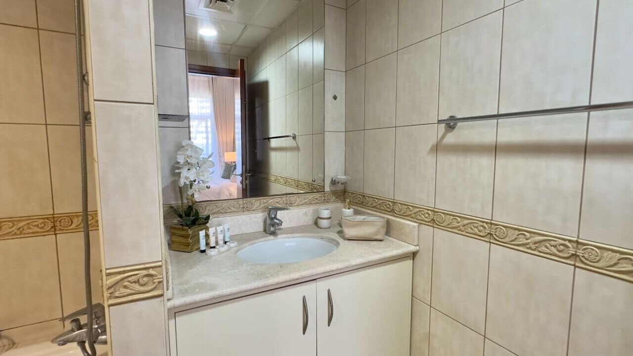 Photo of Bathroom in Motor City