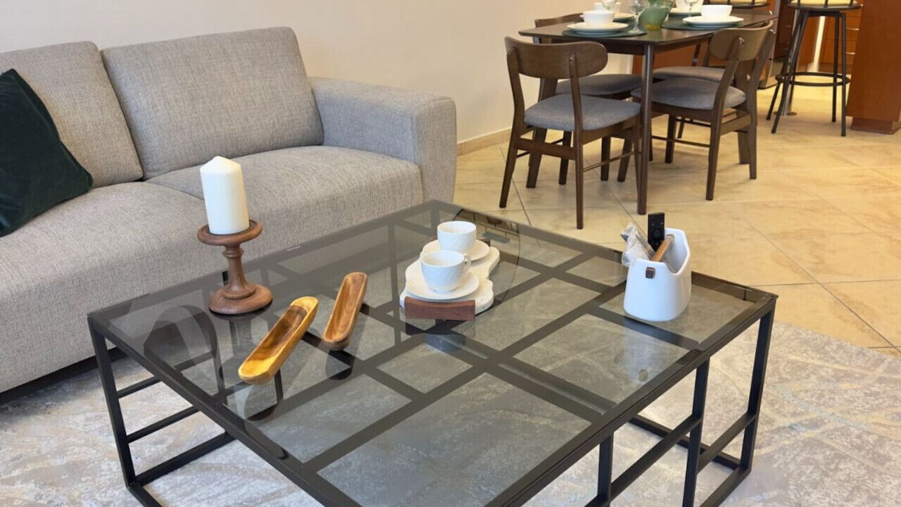 Photo of Livingroom in Motor City