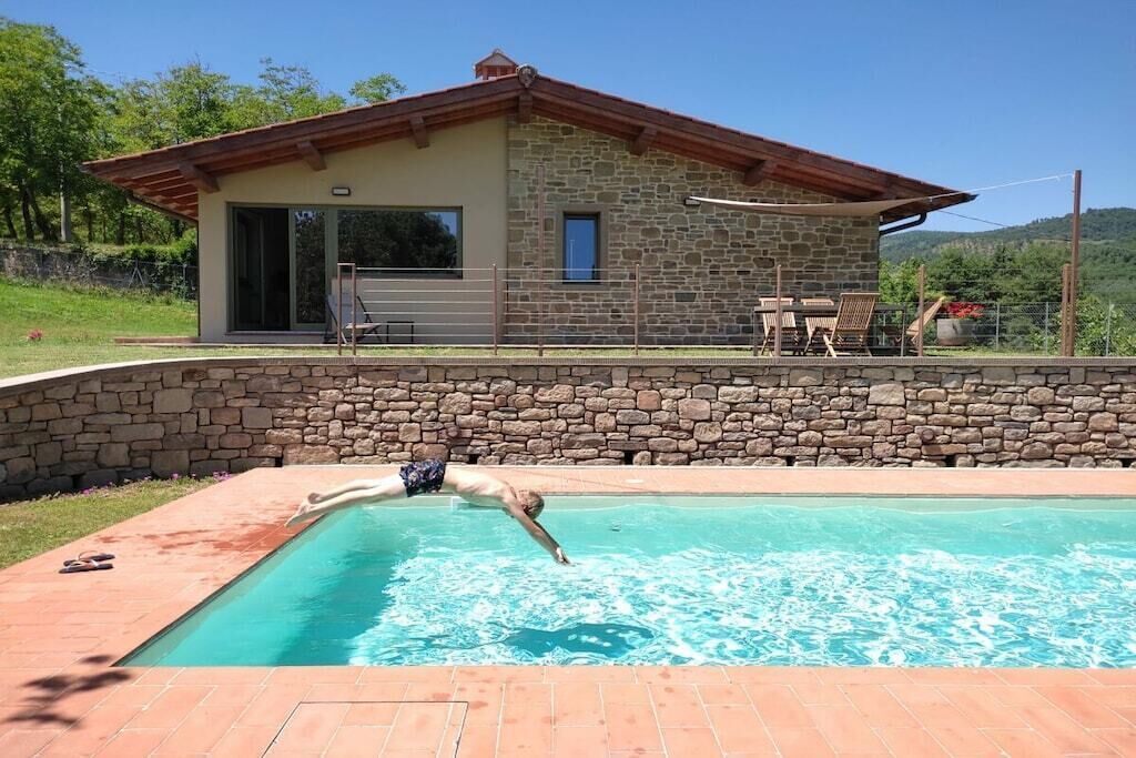 Photo of Outdoor in Starda