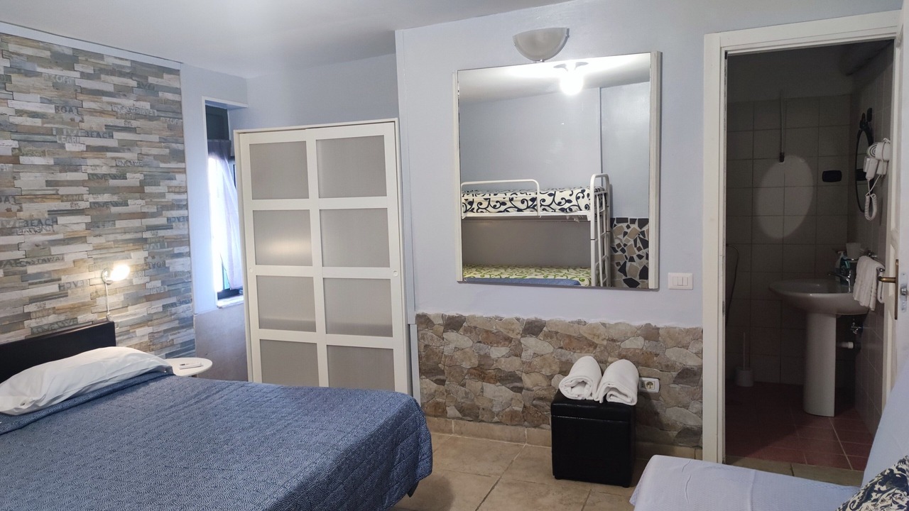 Photo of Bedroom in Torre Annunziata