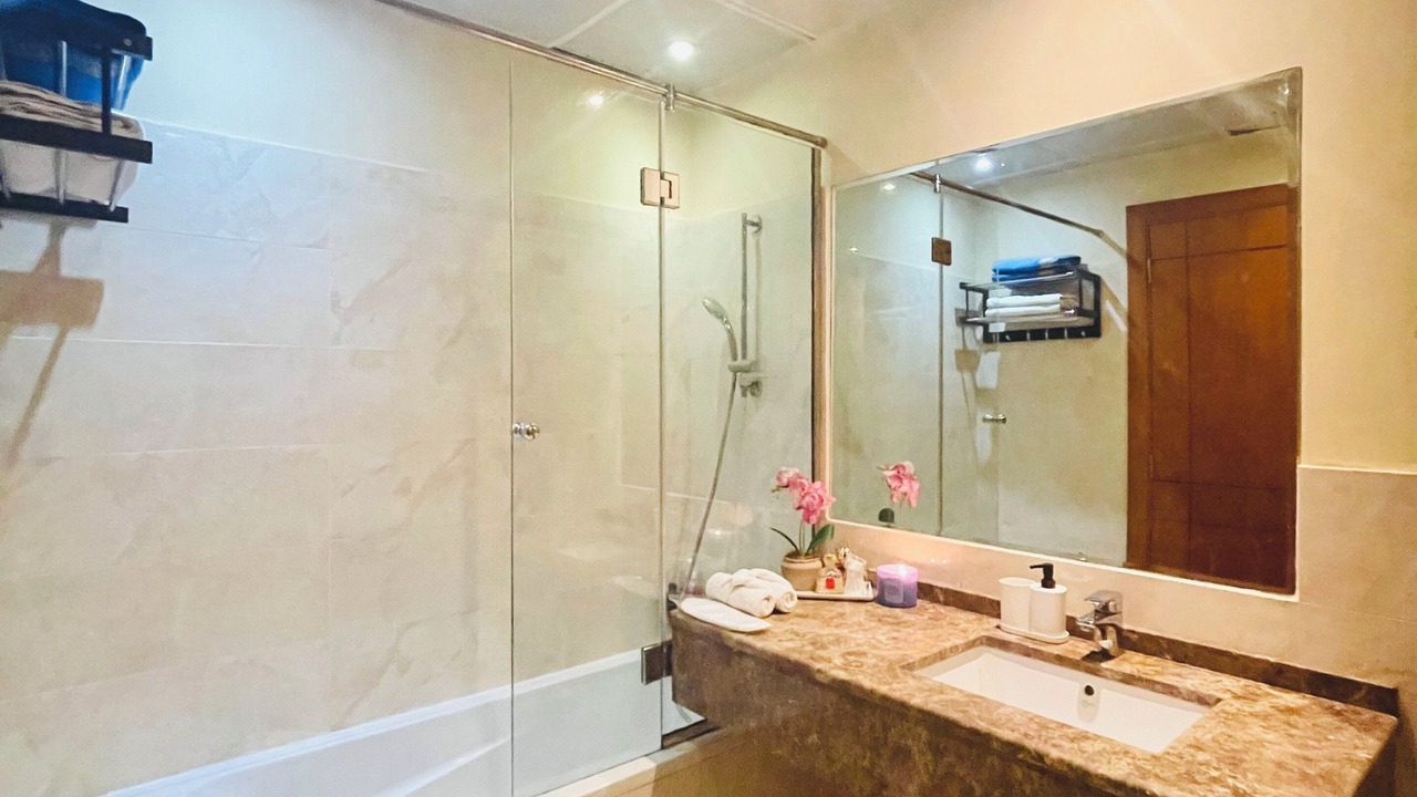Photo of Bathroom in Al Barsha 1
