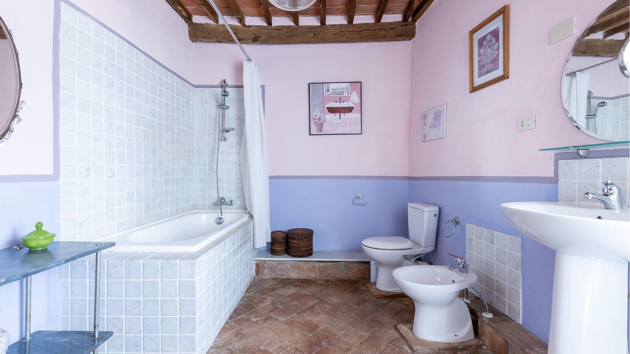 Photo of Bathroom in Casoli