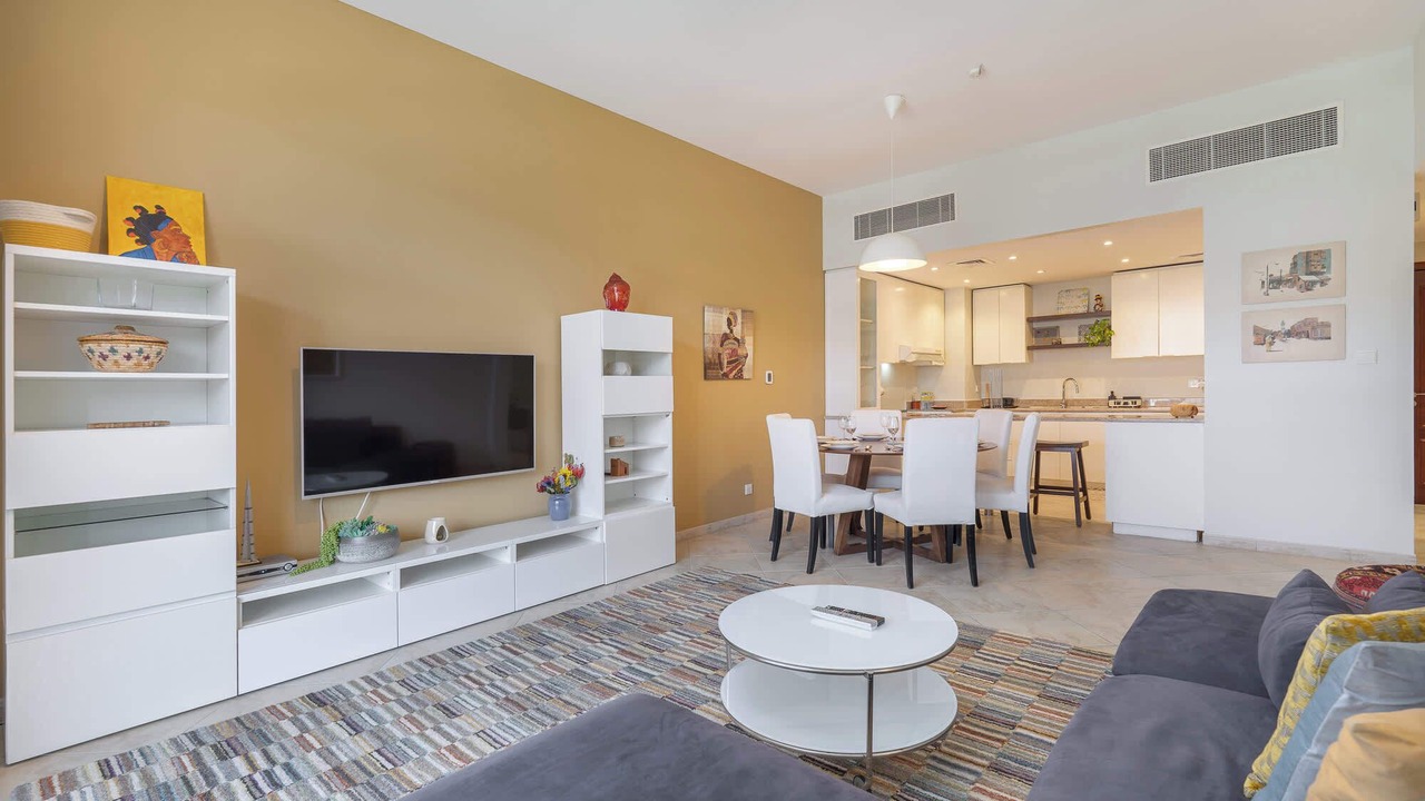 Photo of Livingroom in Motor City