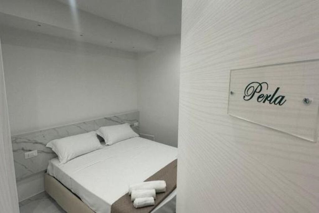 Photo of Bedroom in Naples