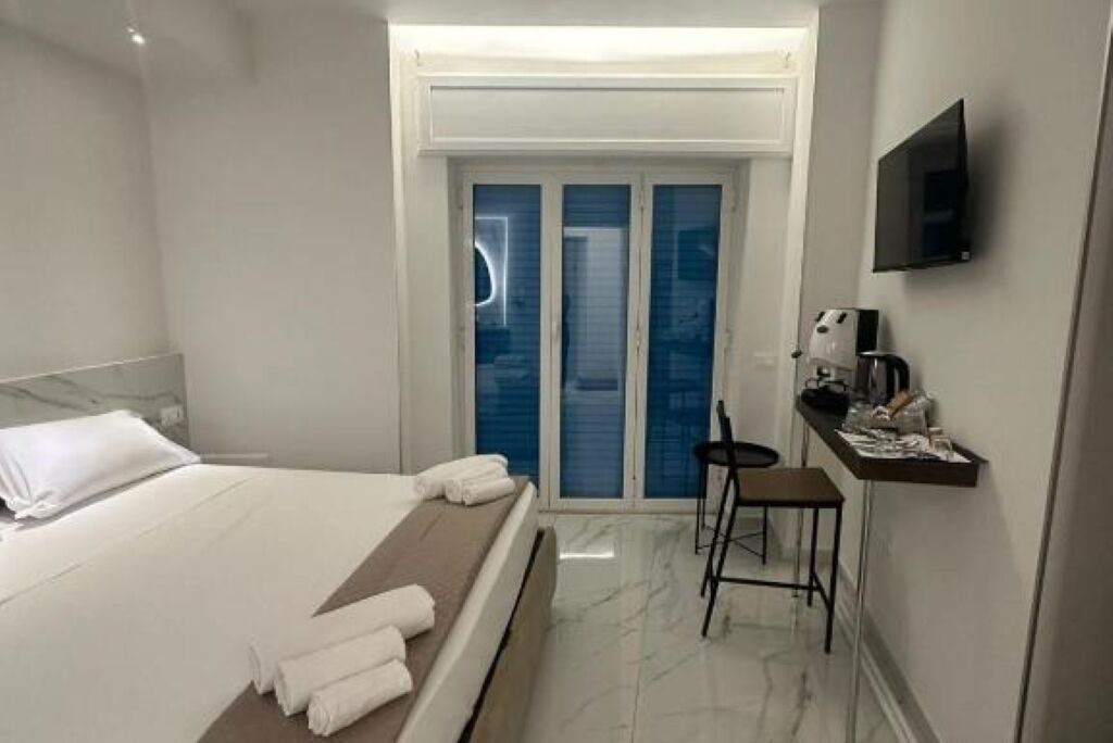 Photo of Bedroom in Naples