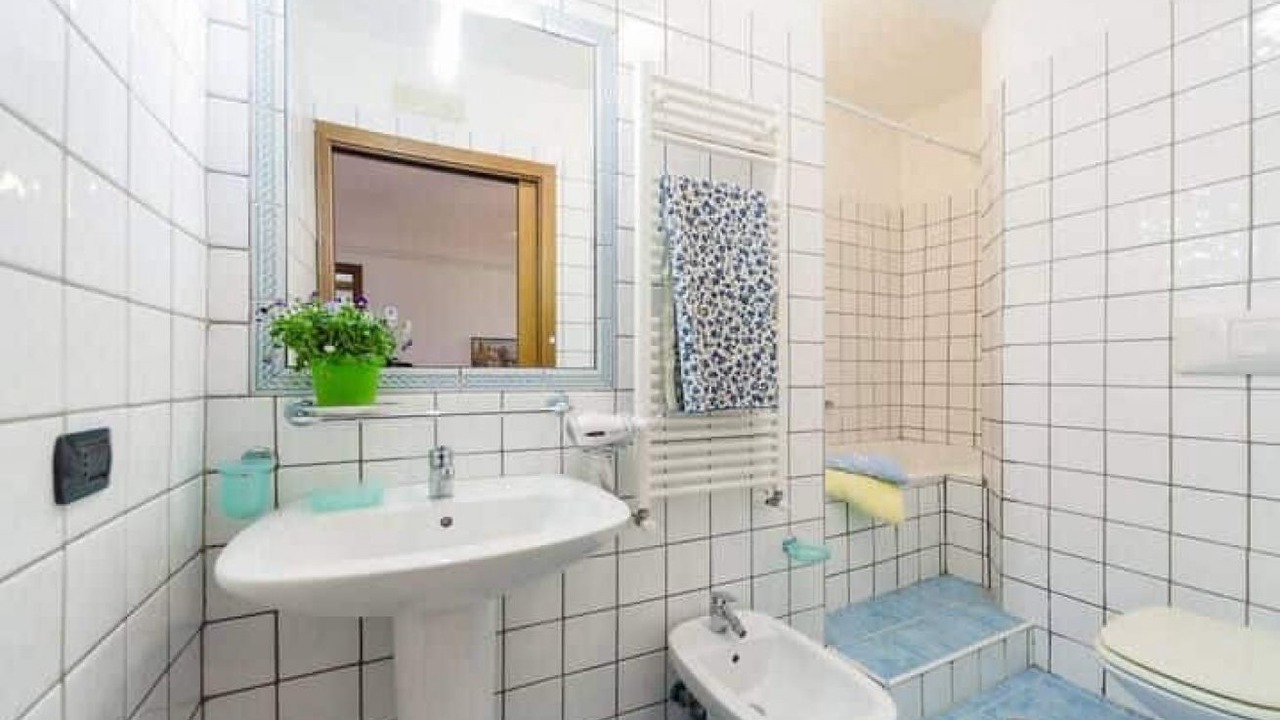 Photo of Bathroom in Monte di Procida