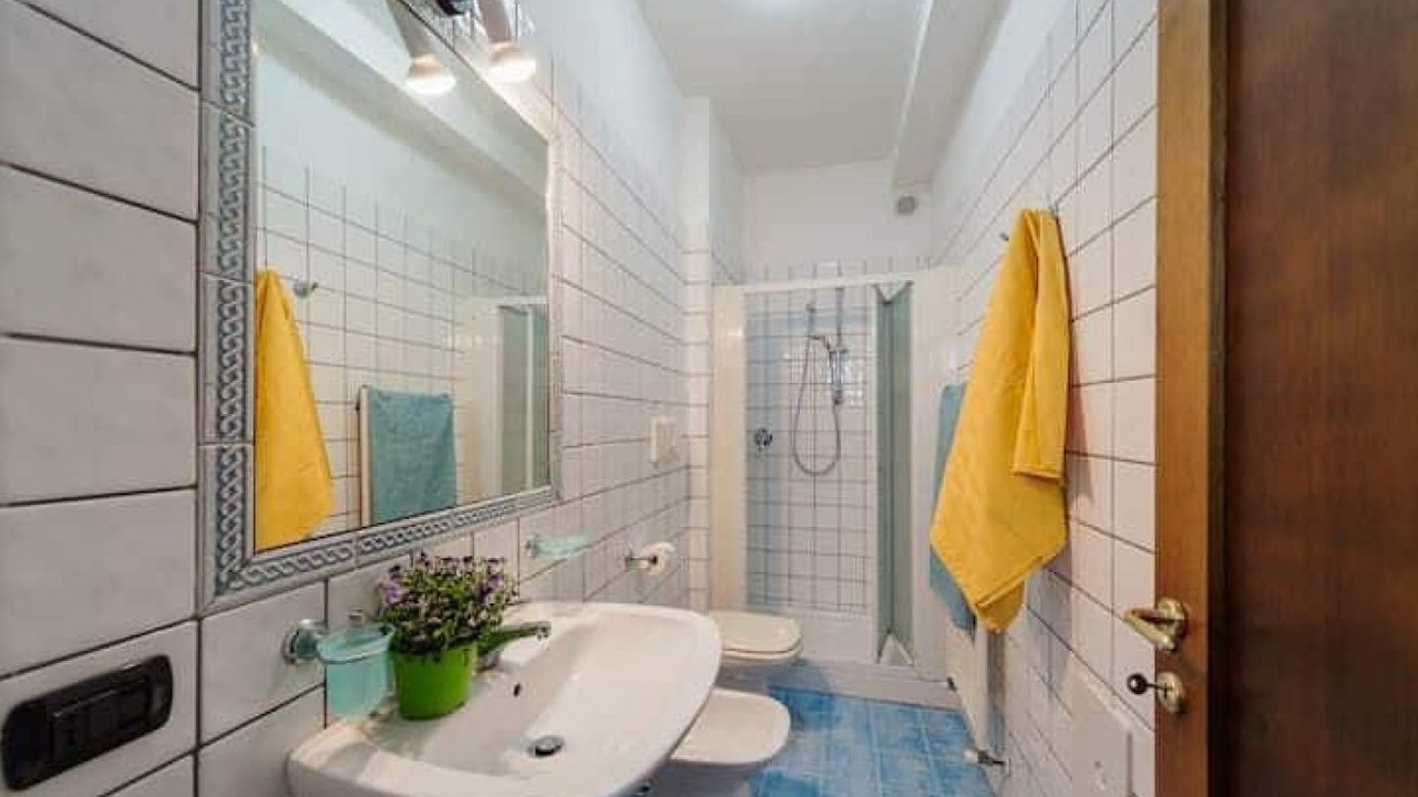 Photo of Bathroom in Monte di Procida