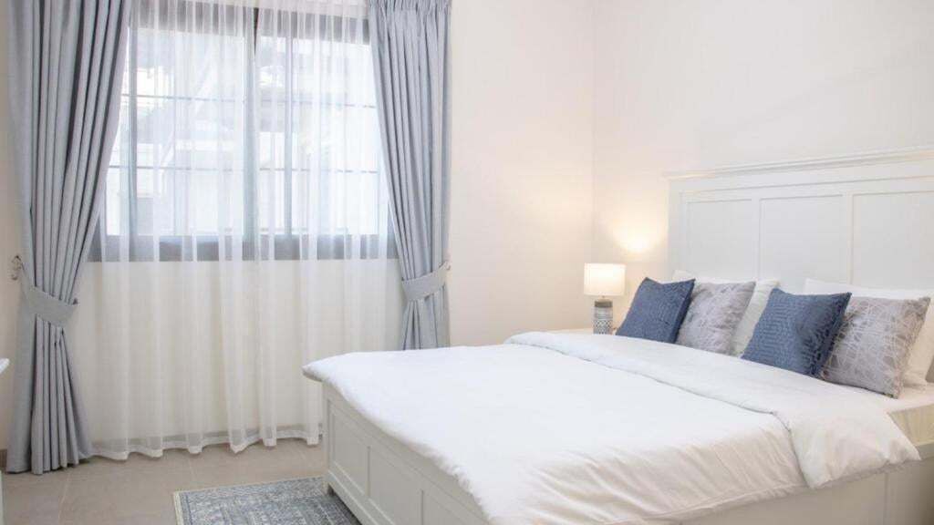 Photo of Bedroom in Mirdif
