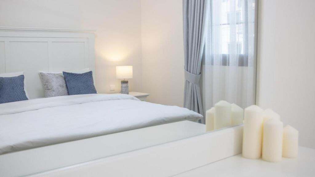 Photo of Bedroom in Mirdif