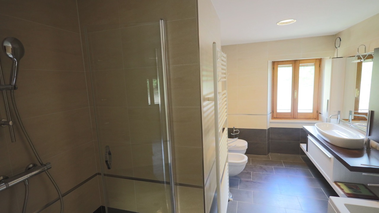 Photo of Bathroom in Porrena