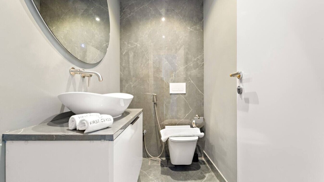 Photo of Bathroom in Dubai Media City