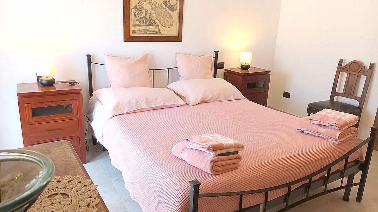 Photo of Bedroom in Naples City Centre