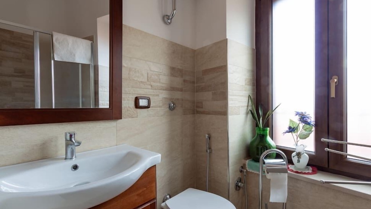 Photo of Bathroom in Taurasi