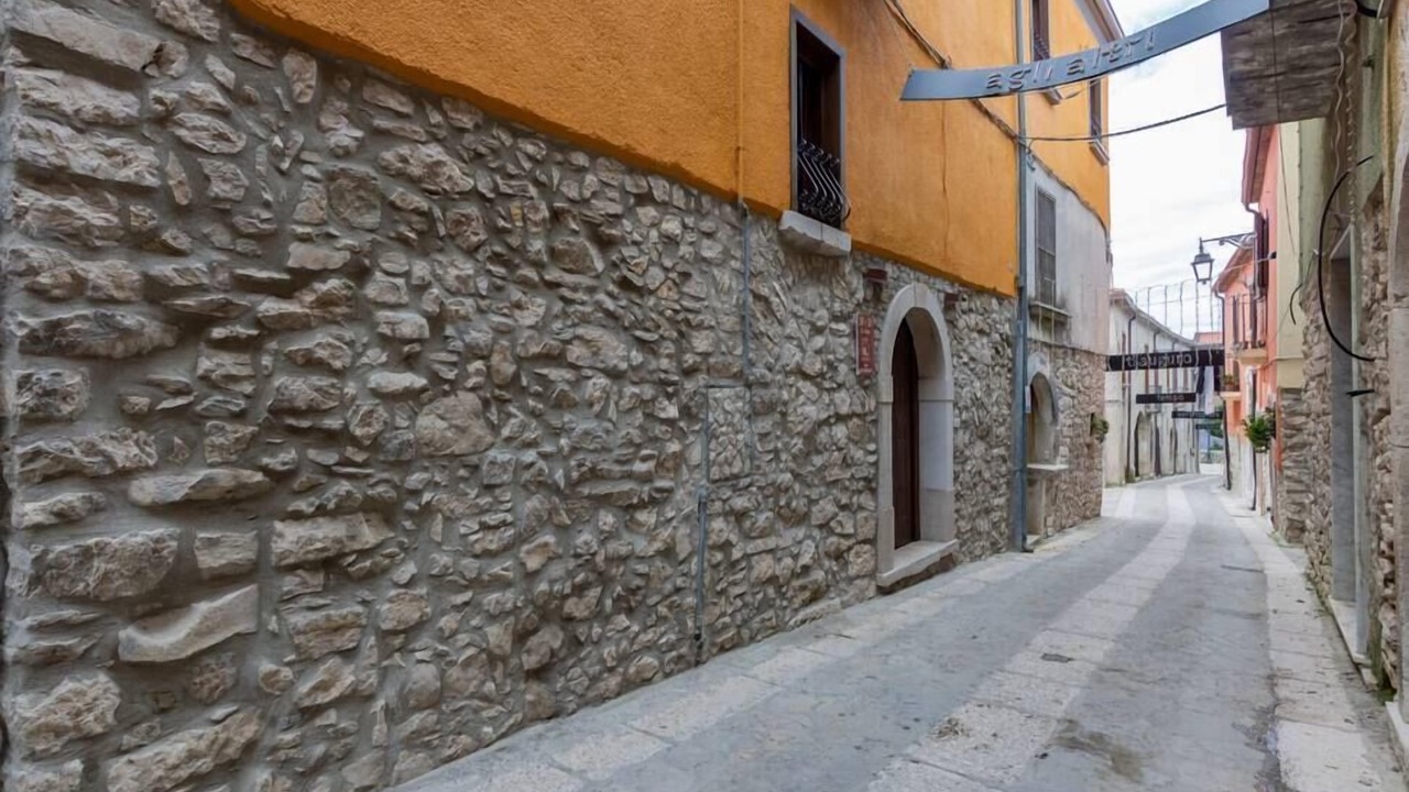 Photo of Outdoor in Taurasi