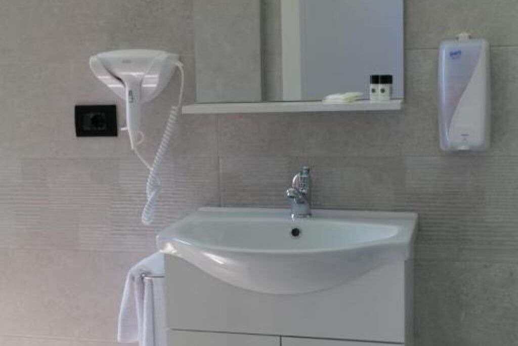 Photo of Bathroom in Maddaloni
