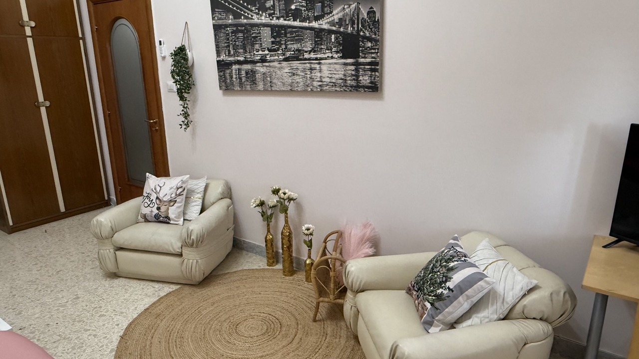 Photo of Livingroom in Naples