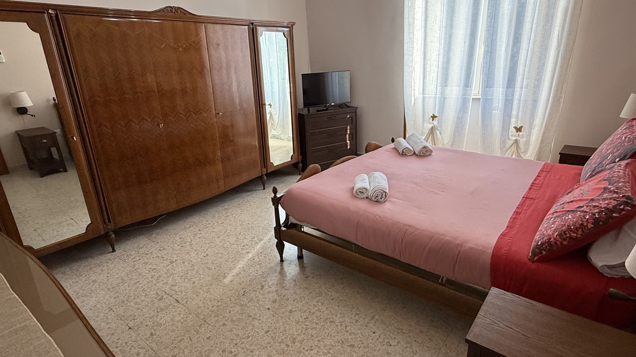 Photo of Bedroom in Naples