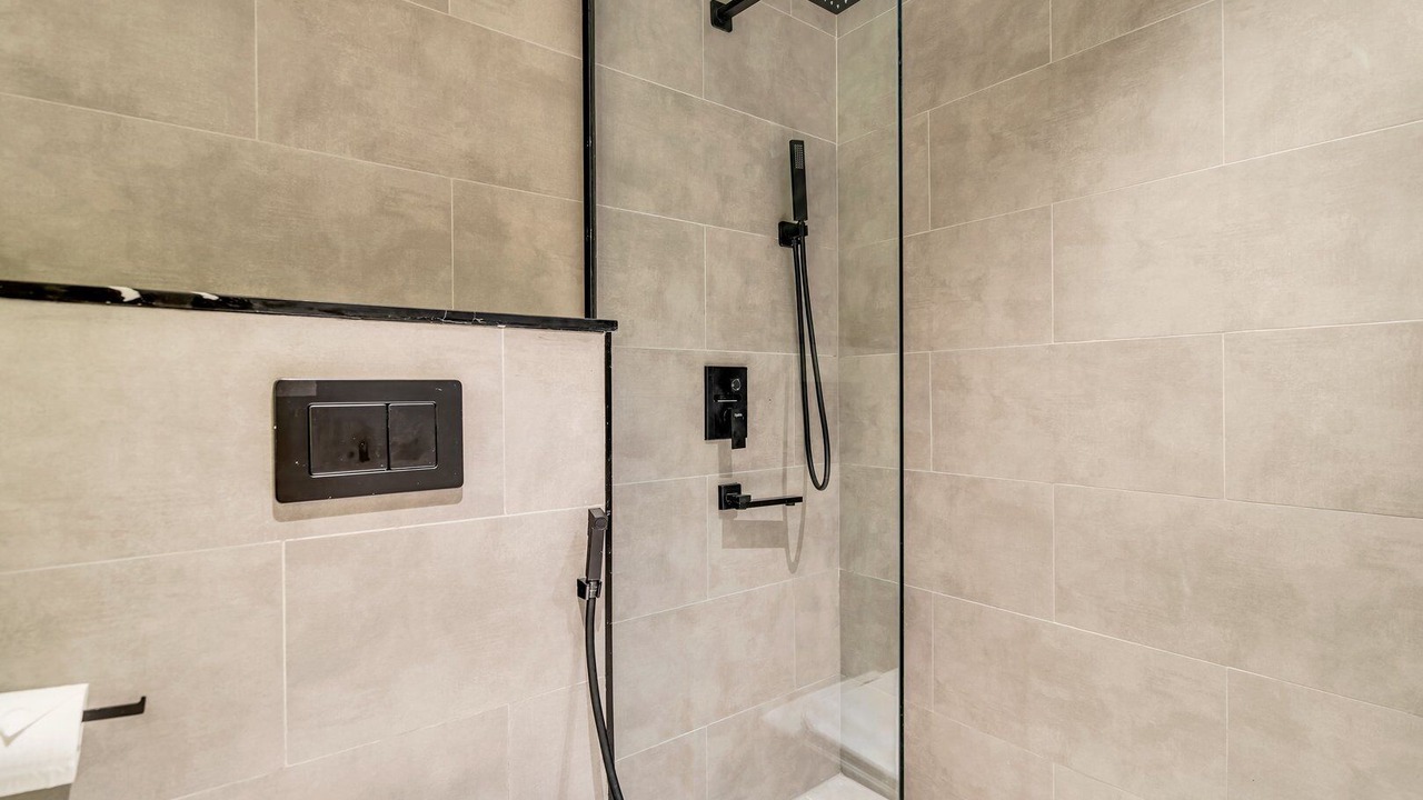 Photo of Bathroom in Jumeirah Lake Towers