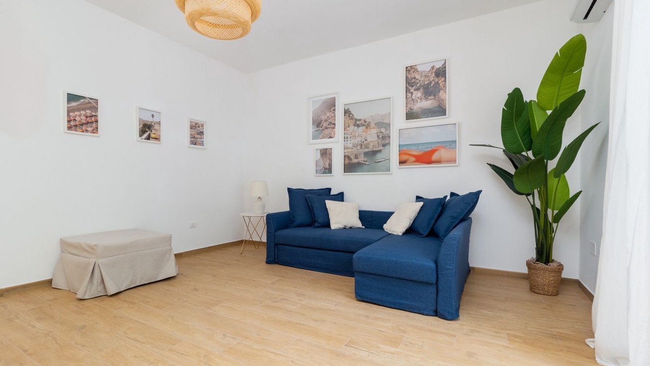 Photo of Livingroom in Meta