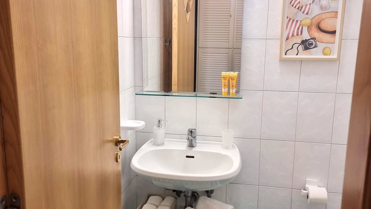 Photo of Bathroom in Sorrento Historic Centre