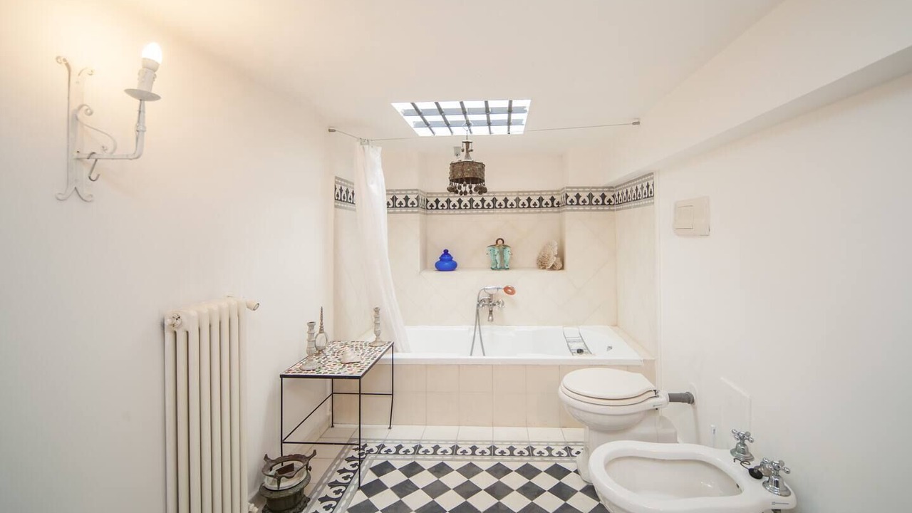 Photo of Bathroom in Chiaia