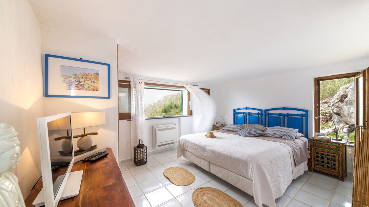Photo of Bedroom in Forio